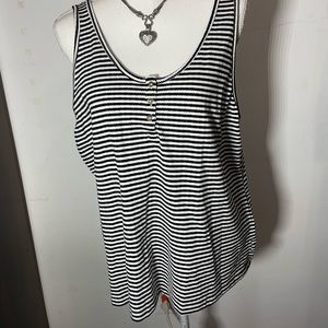 Sonoma black and white tank top Women’s XL EUC